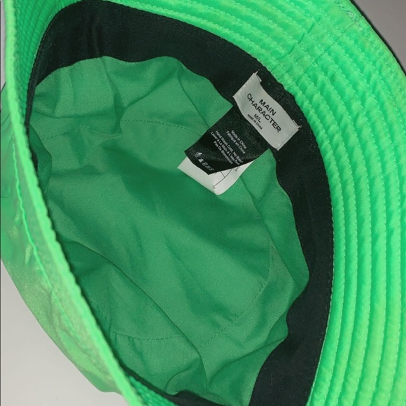 Neon Green Main Character Bucket Hat (Aritzia)💚 - Picture 3 of 3